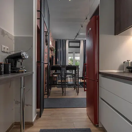 200m From Metro Station & Near Acropolis Hill Apartment