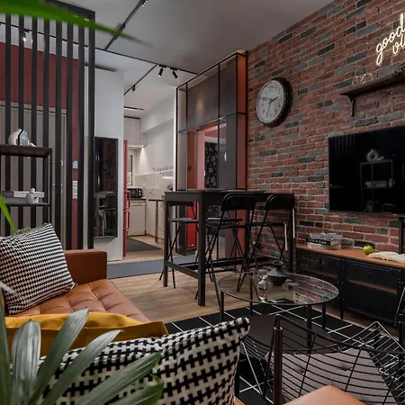 200m From Metro Station & Near Acropolis Hill Apartment